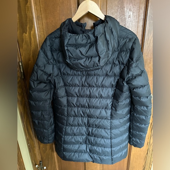 Eddie Bauer Women's CirrusLite Down Parka - Picture 2 of 4